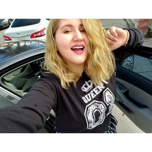 Meet your Posher, Sara